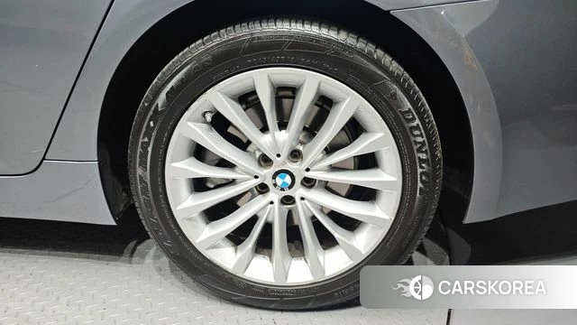 BMW 5 Series (G30) id 4397411 из Кореи 13