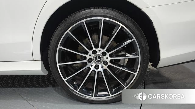 Mercedes-Benz E-Class W213 id 4280841 из Кореи 13