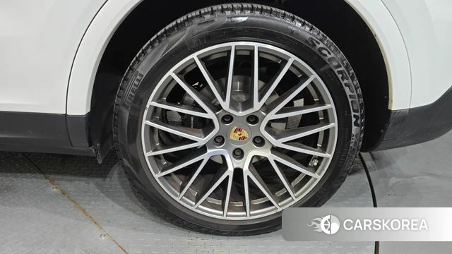 Porsche Cayenne (PO536) id 4401302 из Кореи 13