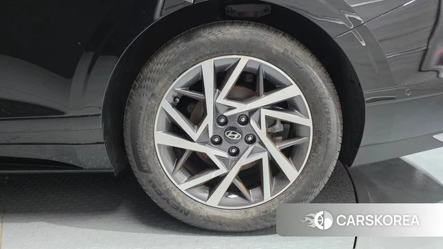 Hyundai Grandeur Hybrid (GN7) id 4281446 из Кореи 13