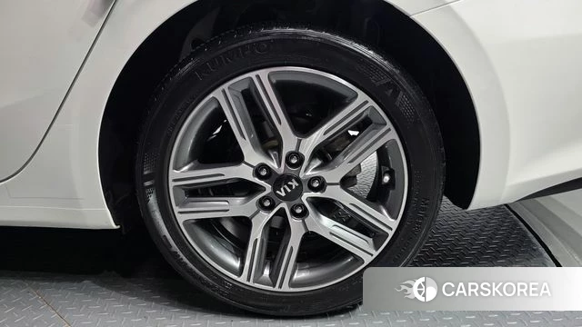 Kia Come New K3 id 4625900 из Кореи 13