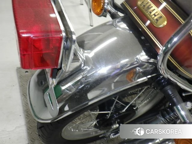 Yamaha SR400 id 4182931 из Японии 13