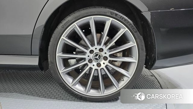 Mercedes-Benz E-Class W213 id 4764223 из Кореи 13