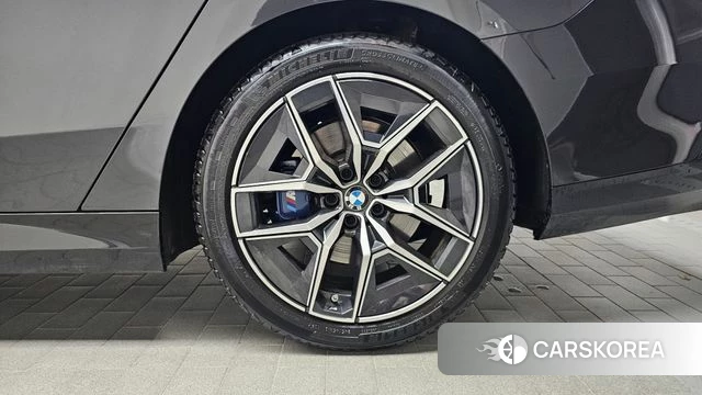BMW 5 Series (G60) id 4533003 из Кореи 13