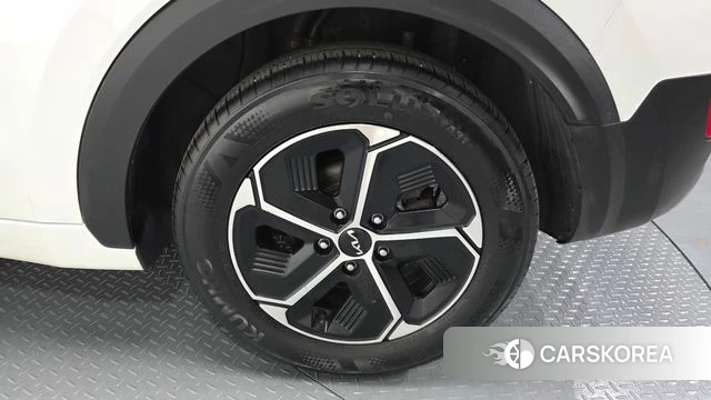 Kia Di Ol Nu Niro id 4415284 из Кореи 13
