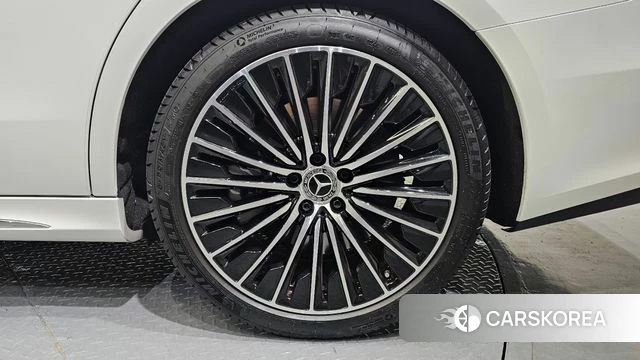 Mercedes-Benz E-Class W214 id 4493471 из Кореи 13