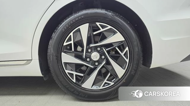 Hyundai The New Grandeur IG Hybrid id 4636488 из Кореи 13