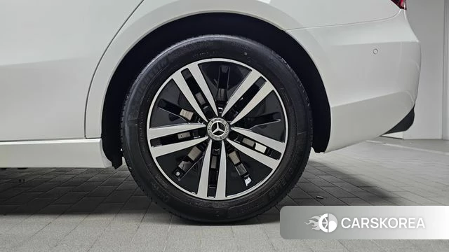 Mercedes-Benz A-Class W177 id 4423572 из Кореи 13