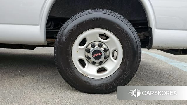 GMC Savana id 4396979 из Кореи 13