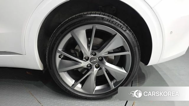 Genesis GV70 id 4309999 из Кореи 13