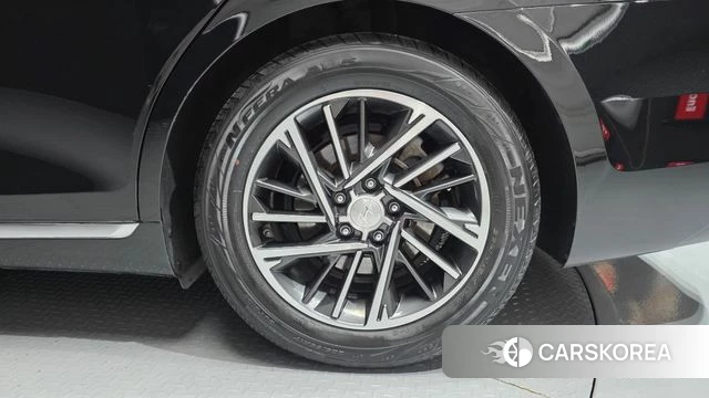 Hyundai The New Grandeur IG id 4519825 из Кореи 13