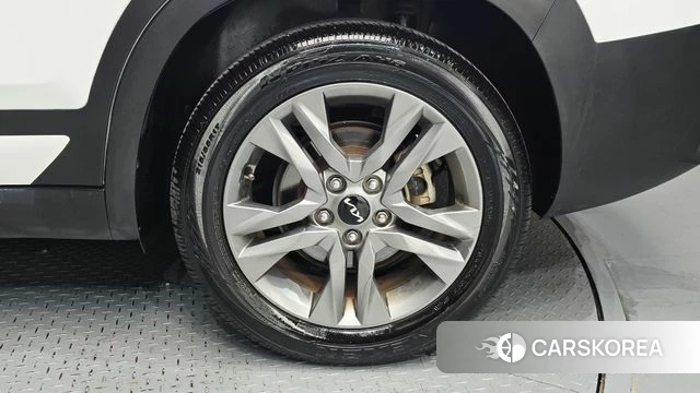 Kia Seltos id 4763899 из Кореи 13