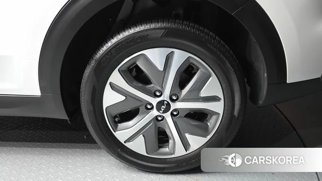 Kia Niro Plus id 4917029 из Кореи 13