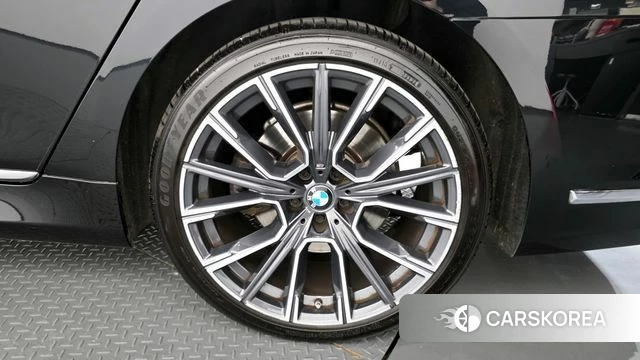 BMW 7 Series (G11) id 4316963 из Кореи 13
