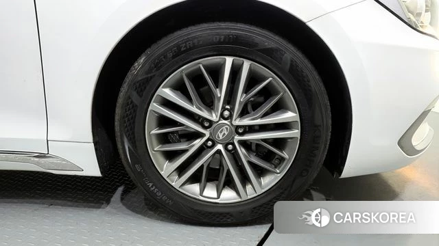 Hyundai Grandeur IG id 4351344 из Кореи 13
