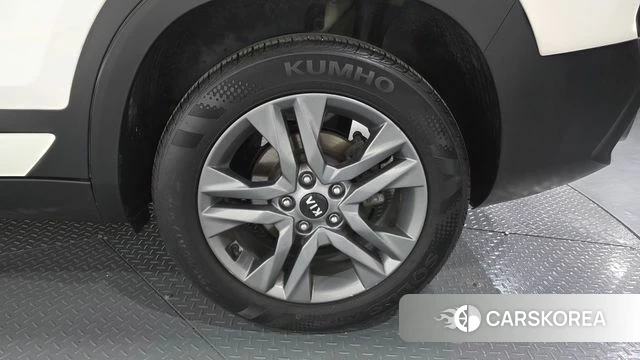 Kia Seltos id 4268583 из Кореи 13