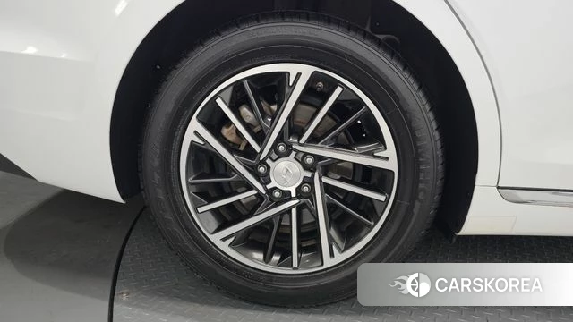 Hyundai The New Grandeur IG id 4416350 из Кореи 13