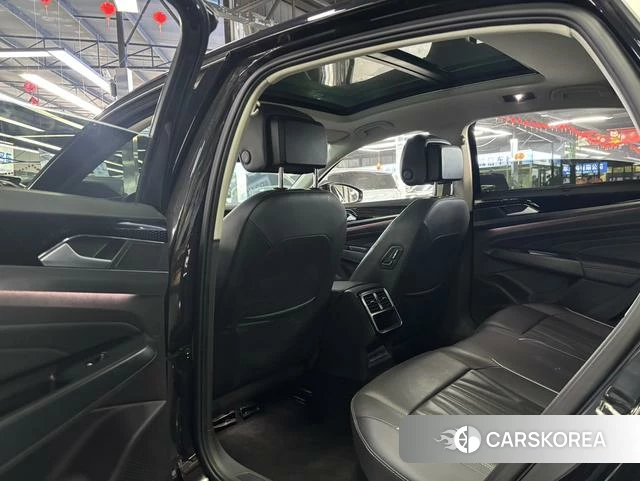 Volkswagen Passat id 4321337 из Китая 13
