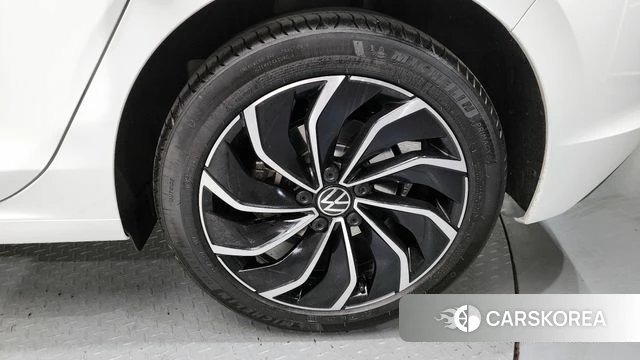 Volkswagen Golf 8th Generation id 4321917 из Кореи 13