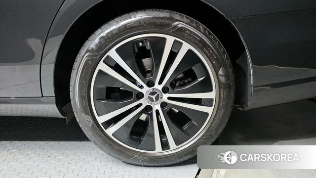 Mercedes-Benz E-Class W213 id 4396773 из Кореи 13