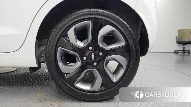 Chevrolet (GM Daewoo) The New Spark id 4587137 из Кореи 13