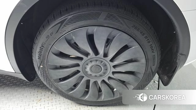 Tesla Model Y id 4584641 из Кореи 13