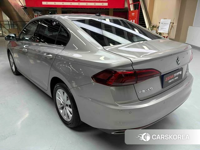 Volkswagen Bora id 4374715 из Китая 13