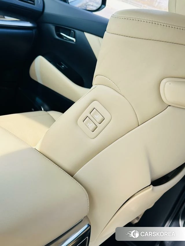 Toyota Wilfa id 4257620 из Китая 13