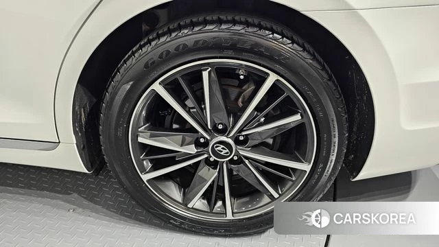 Hyundai The New Grandeur IG id 4187929 из Кореи 13