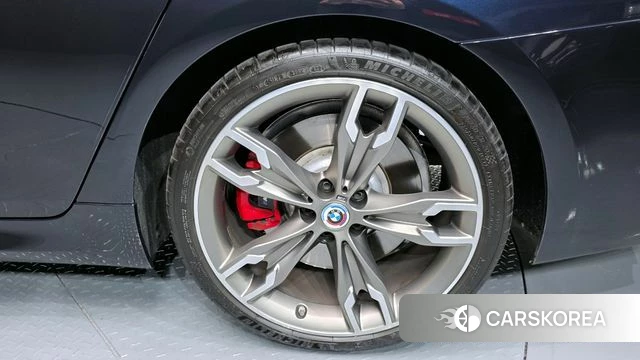 BMW 5 Series (G30) id 4292558 из Кореи 13