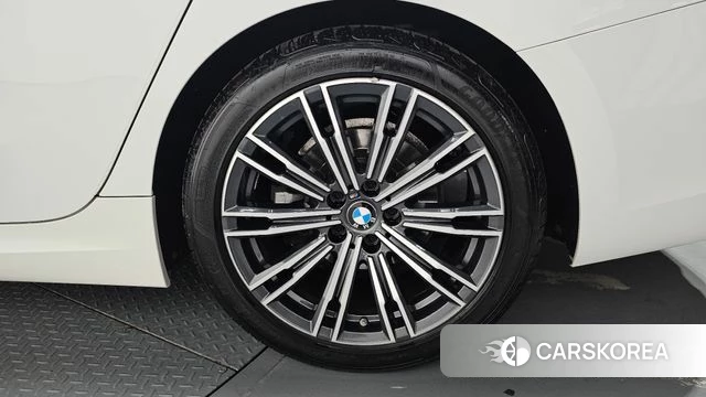BMW 3 Series (G20) id 4409760 из Кореи 13