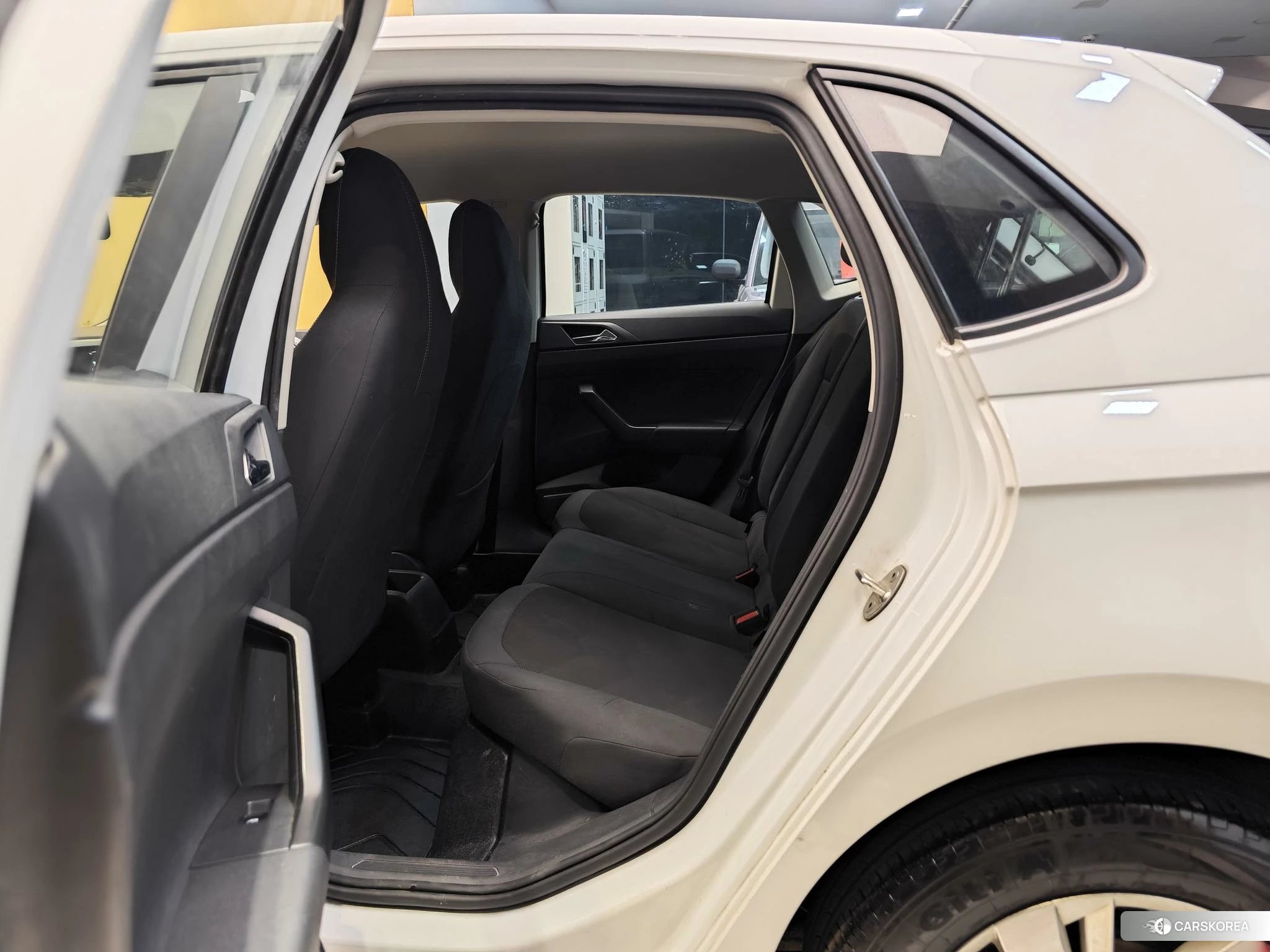 Volkswagen Polo id 4498888 из Китая 13