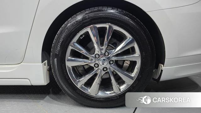 Kia The New Carnival id 4632990 из Кореи 13