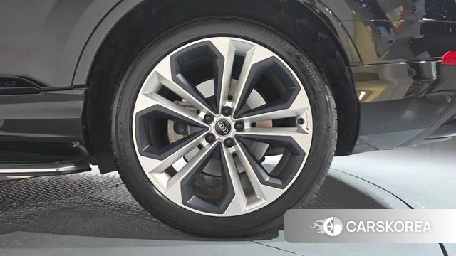 Audi Q7 (4M) id 4494703 из Кореи 13