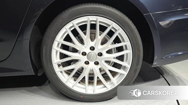 Audi New A6 id 4557910 из Кореи 13