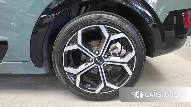 Kia Di Ol Nu Niro id 4936023 из Кореи 13