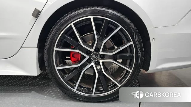 Audi A7 (4K) id 4528492 из Кореи 13