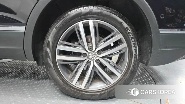 Volkswagen Tiguan Allspace id 4446111 из Кореи 13