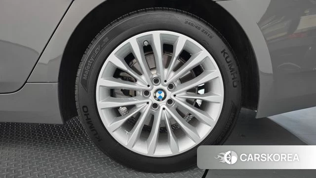 BMW 5 Series (G30) id 4764385 из Кореи 13
