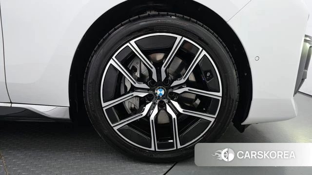 BMW 7 Series (G70) id 4329434 из Кореи 13