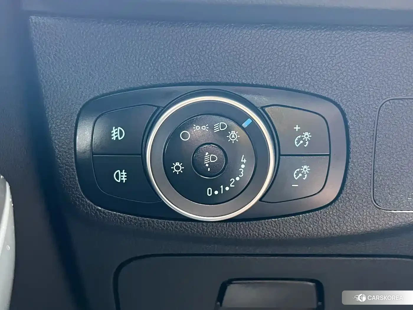 Ford Fox id 4545620 из Китая 13