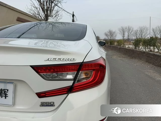 Honda Accord id 4208191 из Китая 13