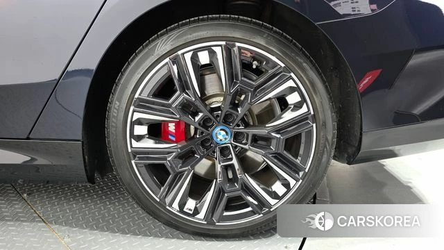 BMW i5 (G60) id 4555065 из Кореи 13