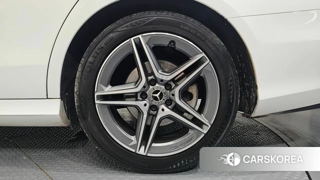 Mercedes-Benz E-Class W213 id 4579829 из Кореи 13