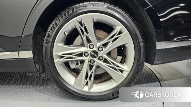 Genesis G90 (RS4) id 4880038 из Кореи 13