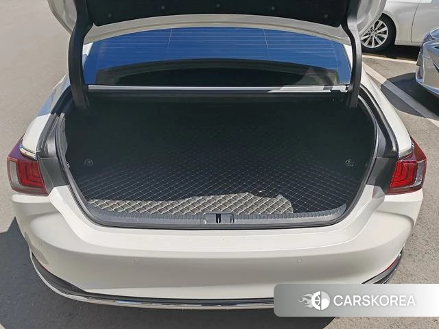 Lexus ES id 4307197 из Китая 13