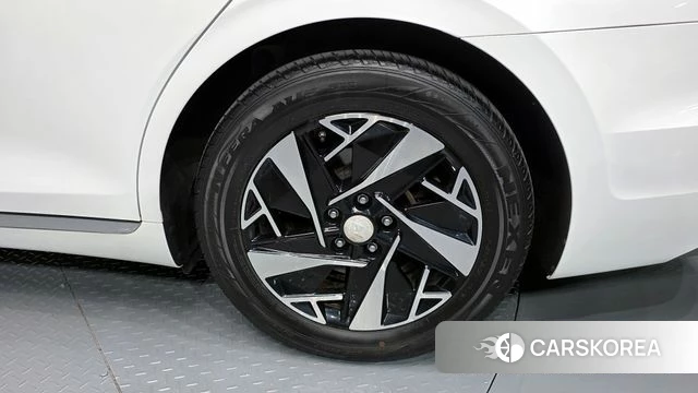 Hyundai The New Grandeur IG Hybrid id 4187452 из Кореи 13