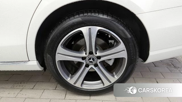 Mercedes-Benz E-Class W213 id 4371769 из Кореи 13