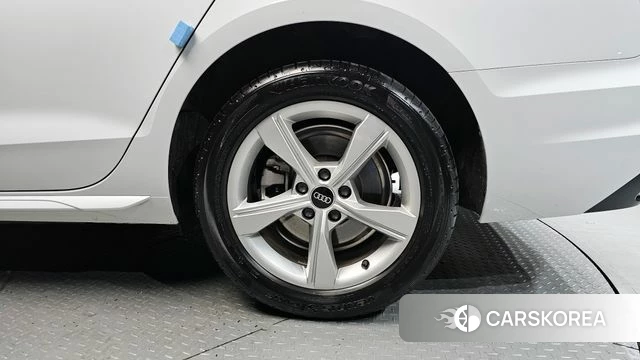 Audi A4 (B9) id 4231549 из Кореи 13