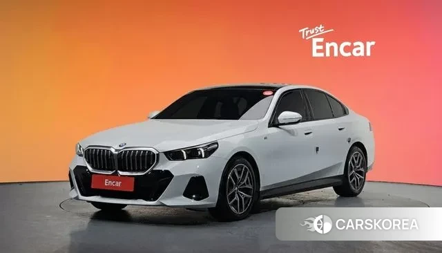 BMW 5 Series (G60) id 3477399 из Кореи 13